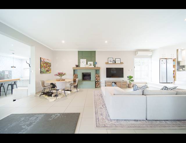 3 BEDROOM HOUSE FOR SALE IN BEACON BAY
